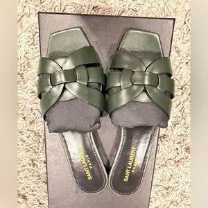 Saint Laurent Tribute Sandals Sz 35 US 5